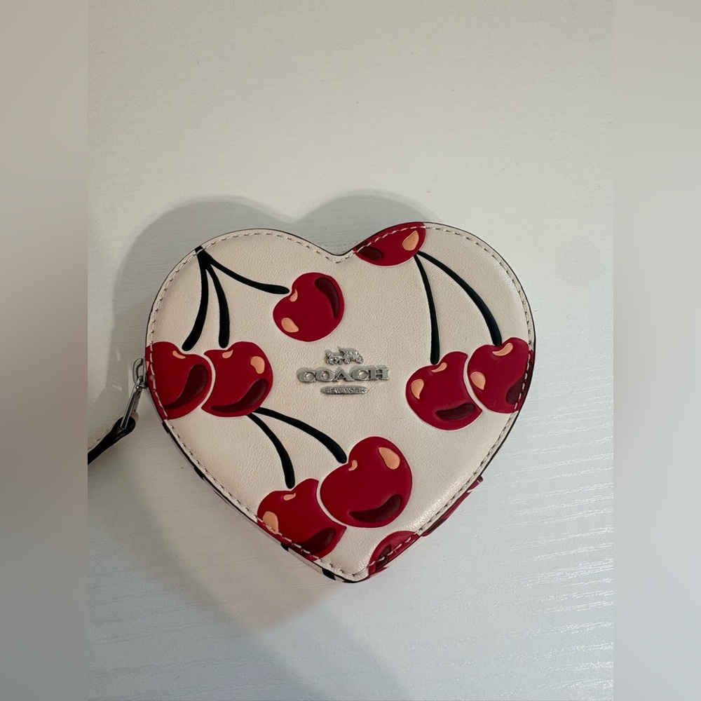Coach Heart Coin Case Cherry Print Design